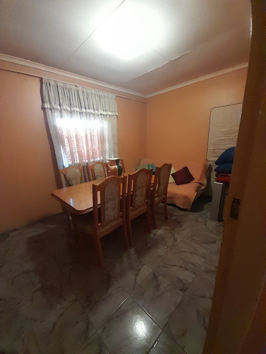 2 Bedroom Property for Sale in Mabopane Unit X North West